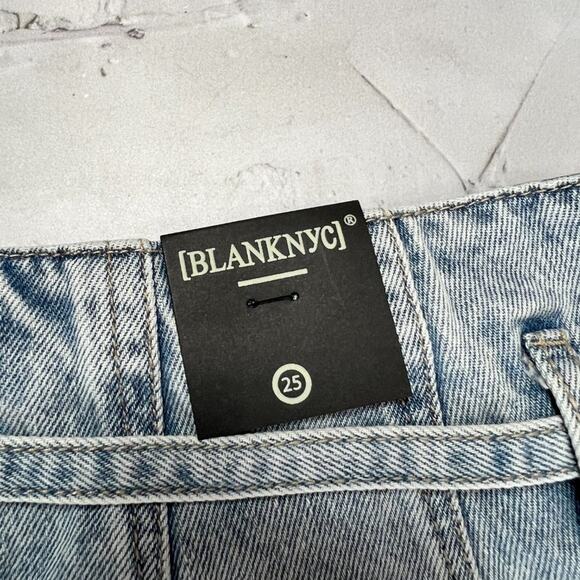 NWT BLANK NYC Pay Back A Line Jean Shorts SIZE 25 Pleated Blue Denim NEW - Picture 10 of 10